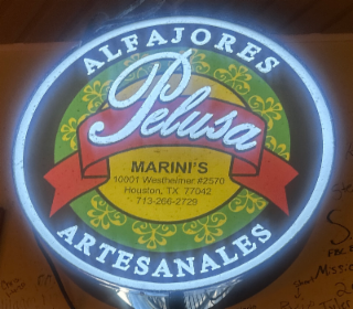 pelusa's alfajores  artesanales