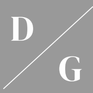 d g