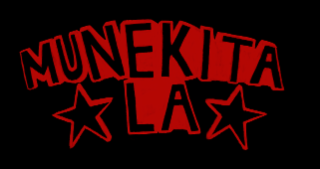 munekita la drawn in red with the letters getting progressively larger towards the middle, with stars on side of la
